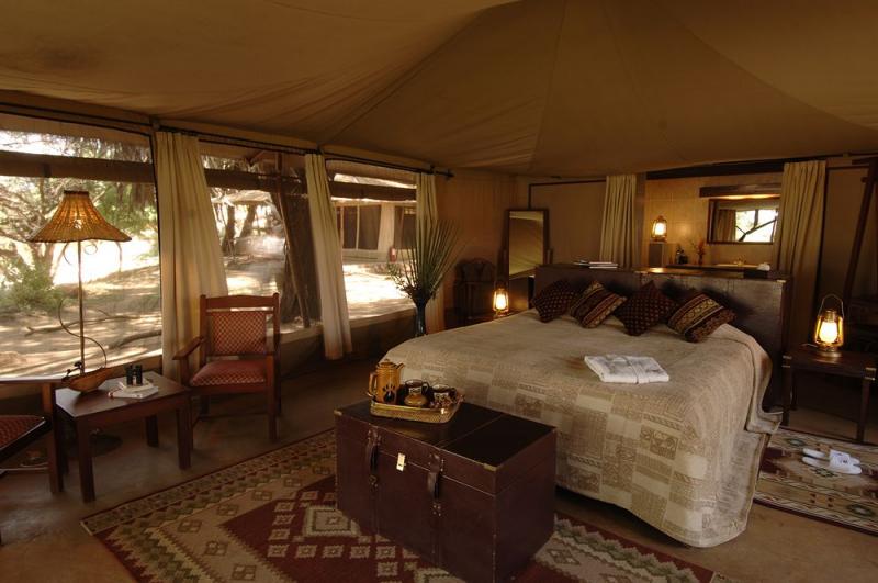 Larsens Luxury Tented Camp